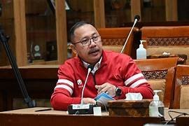 Banyak Ijazah Siswa Ditahan, Purnamasidi Minta Pemerintah Bertindak